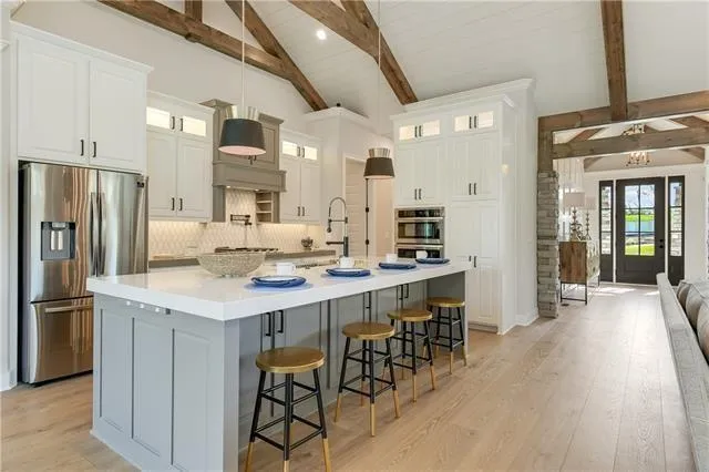 $799,900 | 30202 East Norris Court, Grain Valley, MO 64029