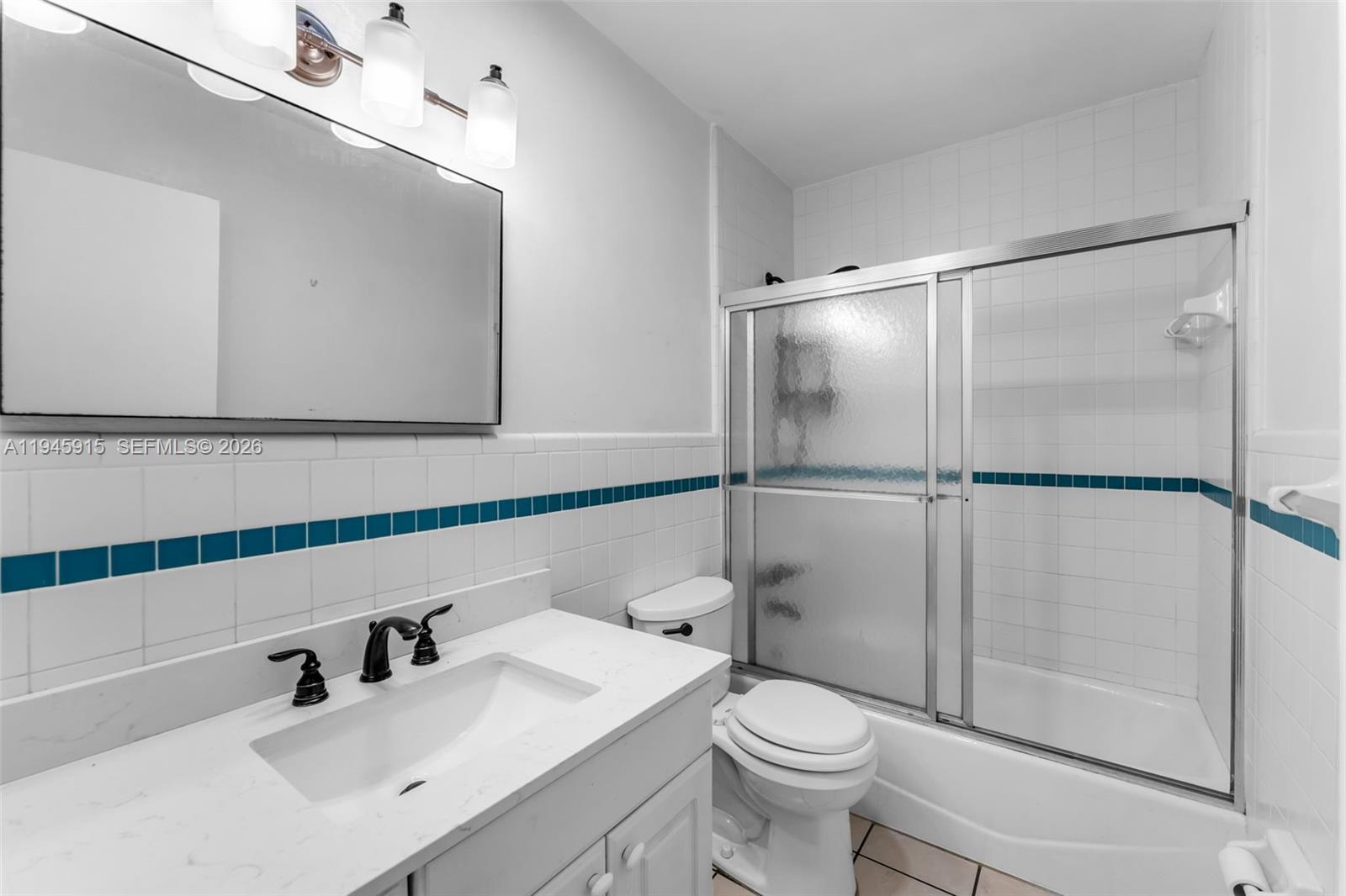 8760 Southwest 191st Street Cutler Bay, FL 33157 - Photo 16 of 46 GUEST BATHROOM