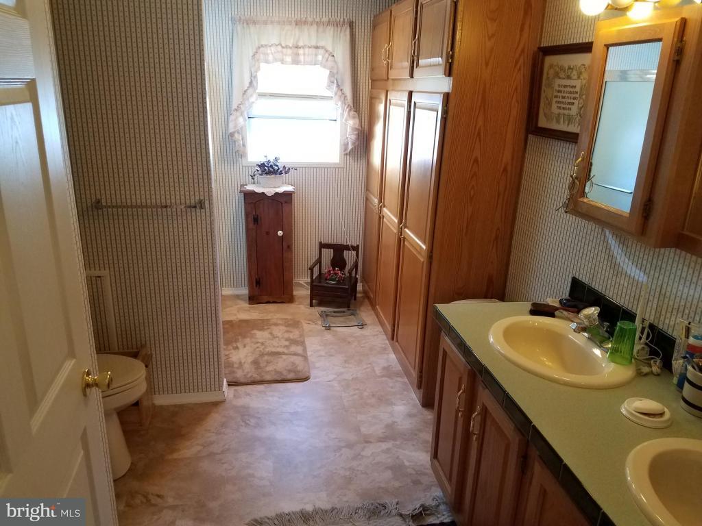22 Ruth Drive Gordonville, PA 17529 - Photo 10 of 17 Gallery Image 10