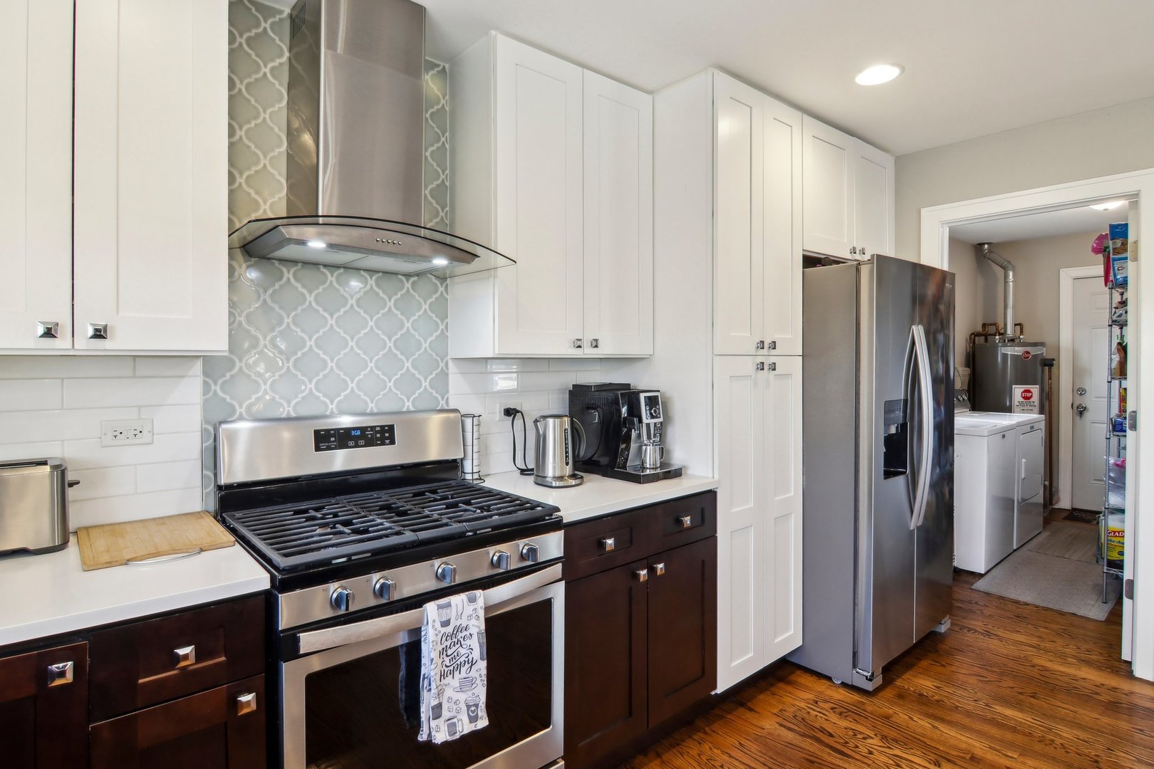379 Brighton Road Elk Grove Village, IL 60007 - Photo 8 of 27 Gallery Image 8