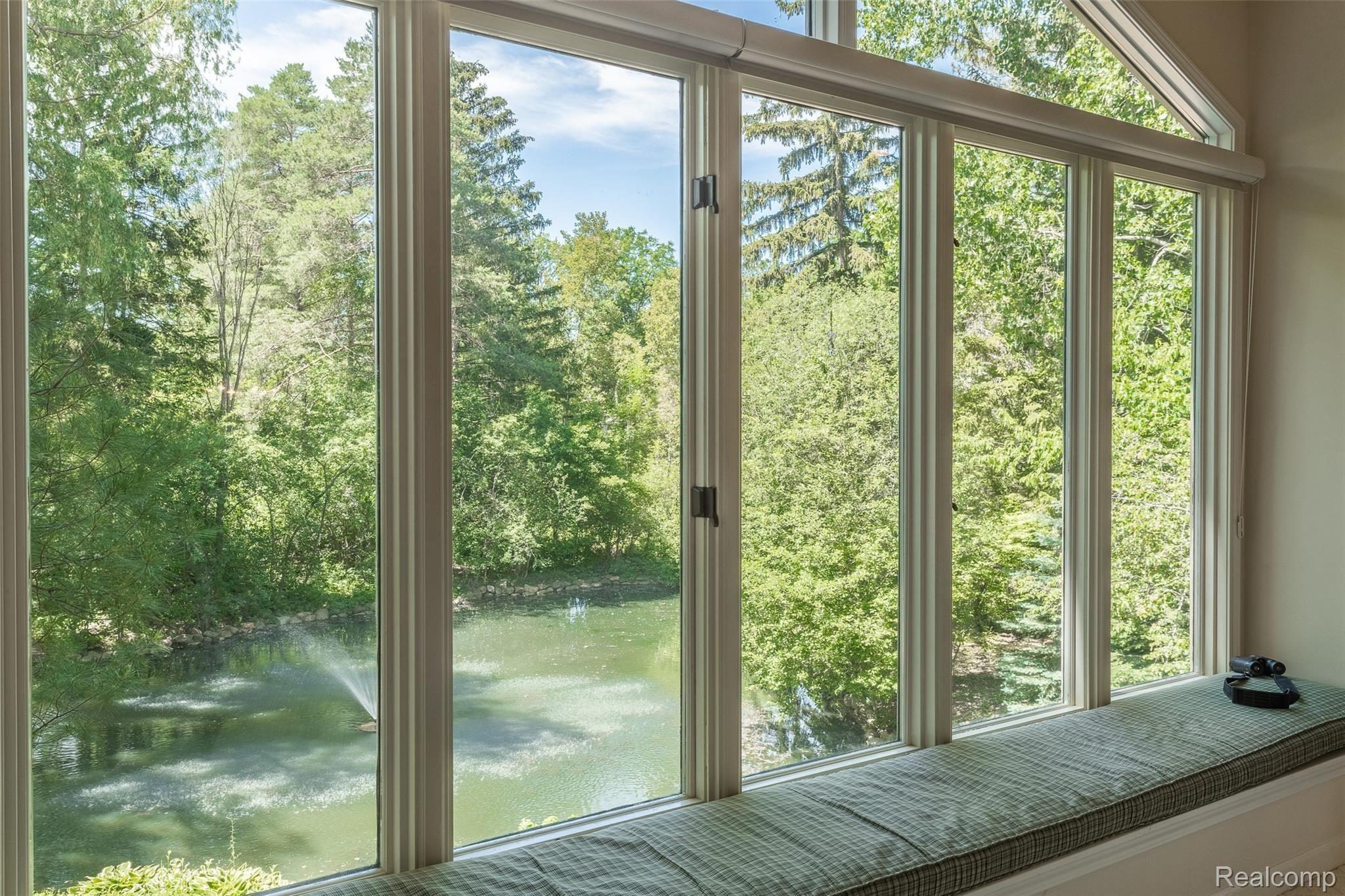 78 Vaughan-Ridge Road Bloomfield Hills, MI 48304 - Photo 9 of 41 VaughnRidge-17.jpg