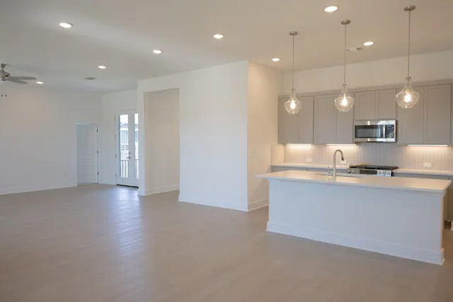 $589,900 | 7409 Boyd Hvn Drive, Austin, TX 78744