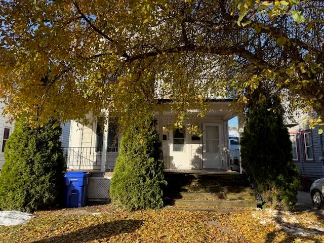 $207,000 | 6034 25th Avenue, Kenosha, WI 53143