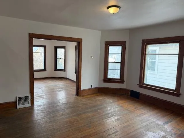 $207,000 | 6034 25th Avenue, Kenosha, WI 53143