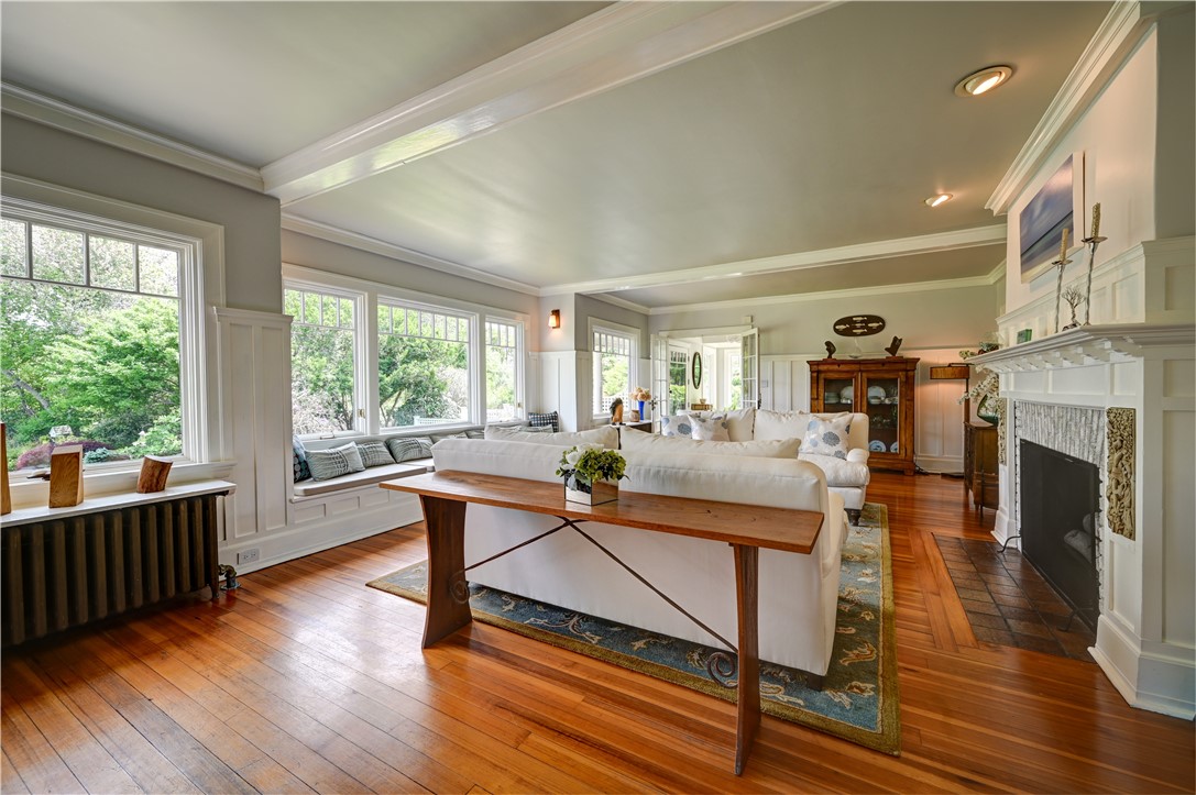 664 3rd Beach Road Middletown, RI 02842 - Photo 19 of 49