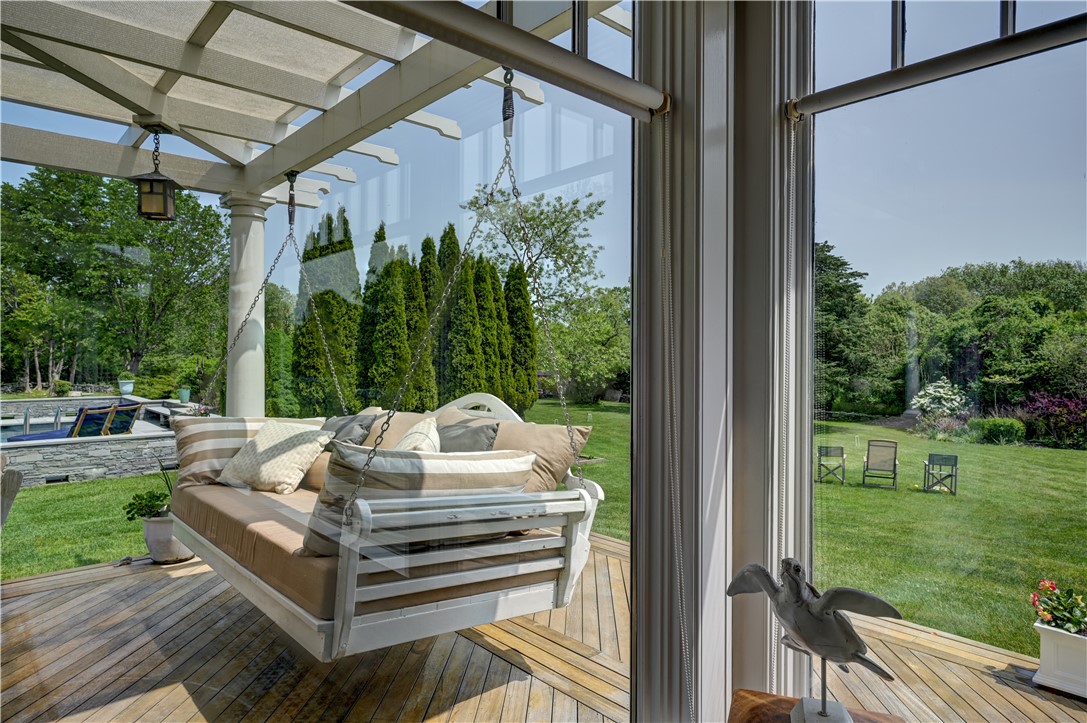 664 3rd Beach Road Middletown, RI 02842 - Photo 20 of 49