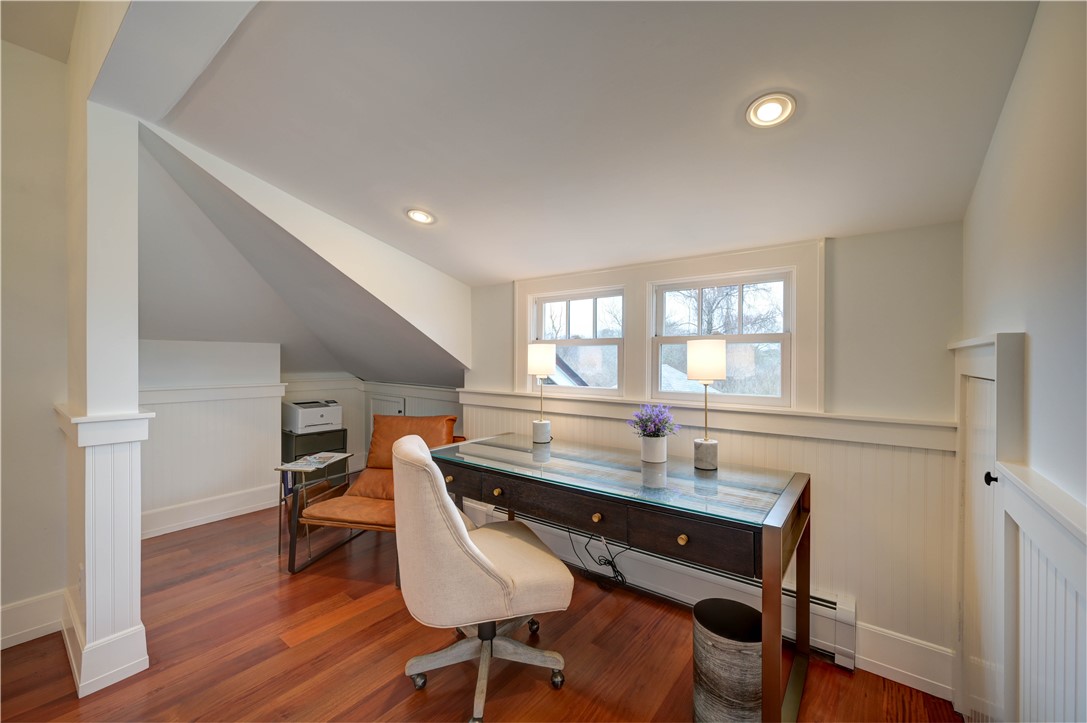 664 3rd Beach Road Middletown, RI 02842 - Photo 28 of 49