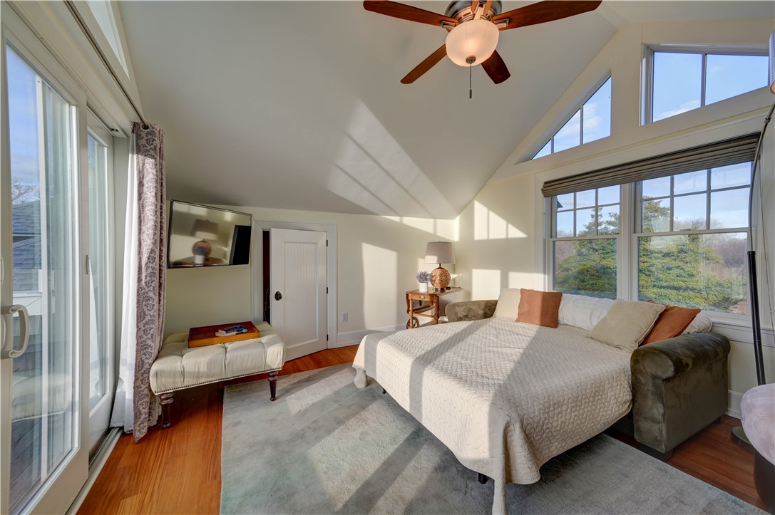 664 3rd Beach Road Middletown, RI 02842 - Photo 40 of 49