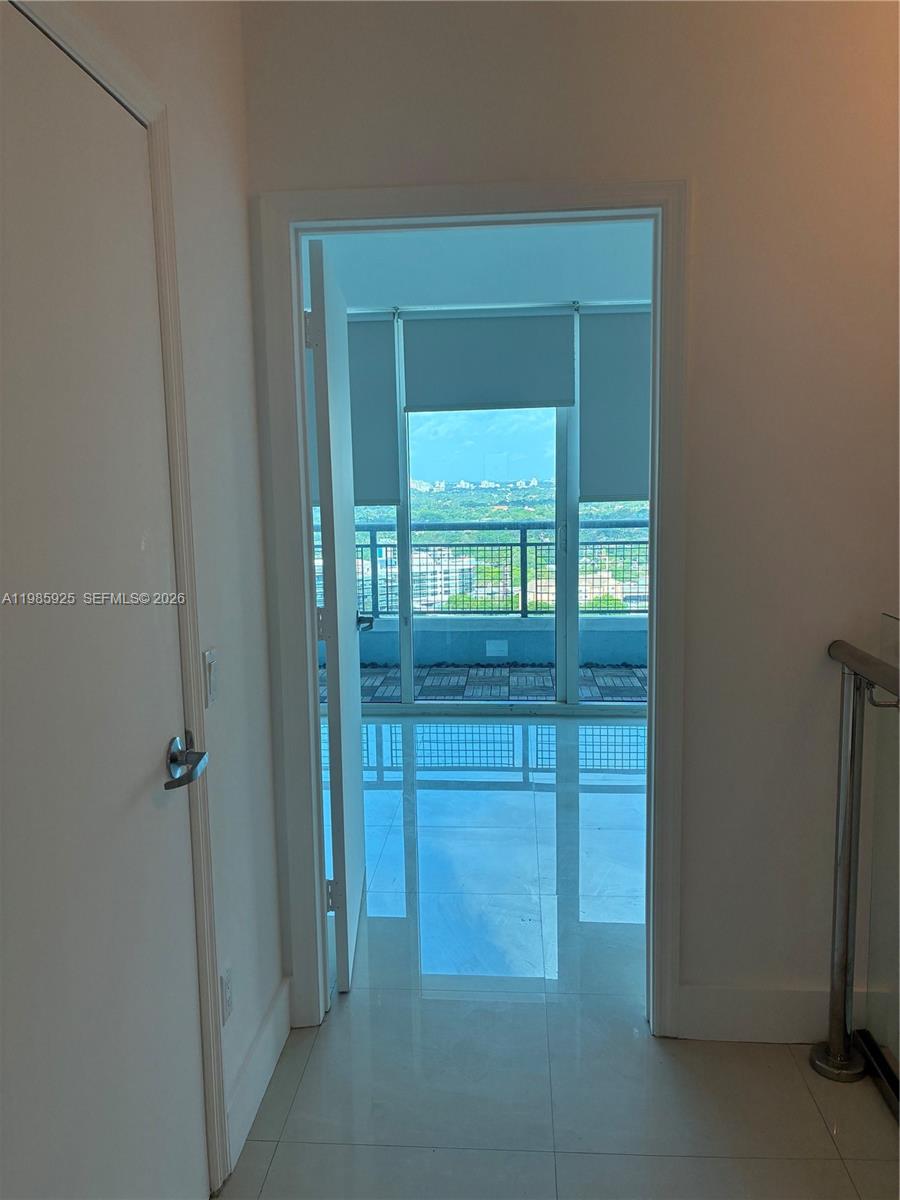 60 Southwest 13th Street, Unit 2007 Miami, FL 33130 - Photo 12 of 48