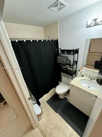 $2,800 | 60 Southwest 13th Street, Unit 2007, Miami, FL 33130