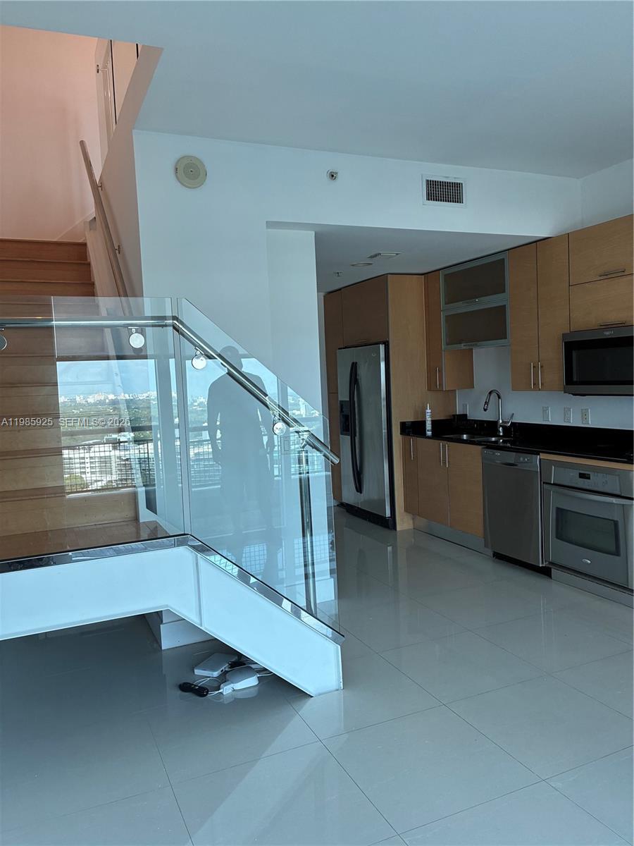 60 Southwest 13th Street, Unit 2007 Miami, FL 33130 - Photo 17 of 48