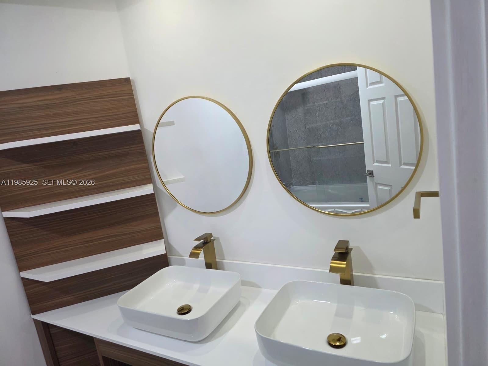 60 Southwest 13th Street, Unit 2007 Miami, FL 33130 - Photo 37 of 48