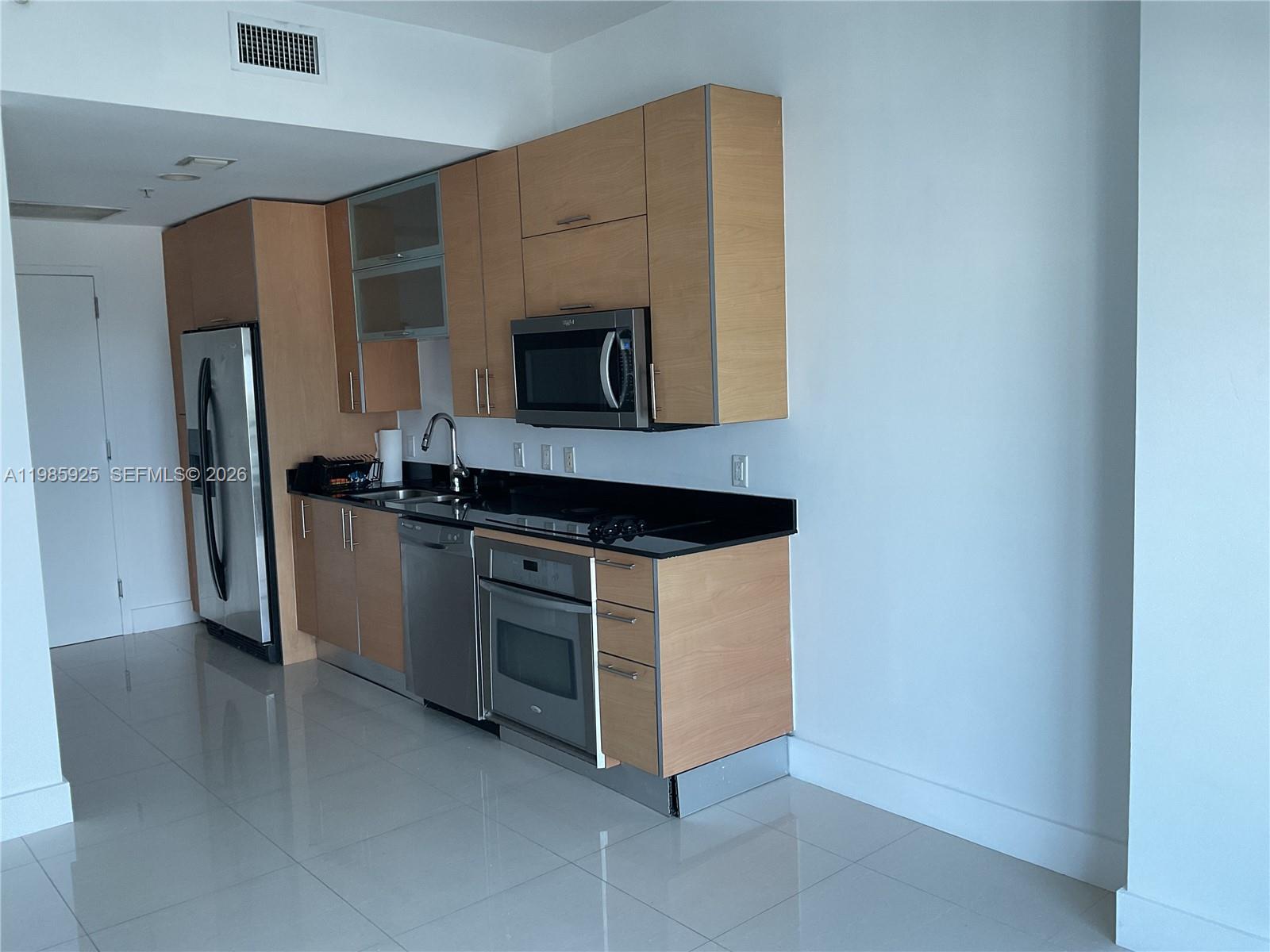 60 Southwest 13th Street, Unit 2007 Miami, FL 33130 - Photo 6 of 48
