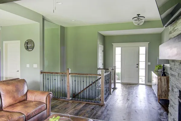 $555,000 | 21207 West 190th Terrace, Spring Hill, KS 66083
