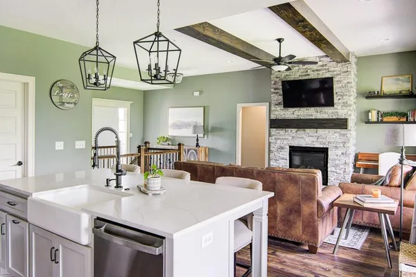 $555,000 | 21207 West 190th Terrace, Spring Hill, KS 66083