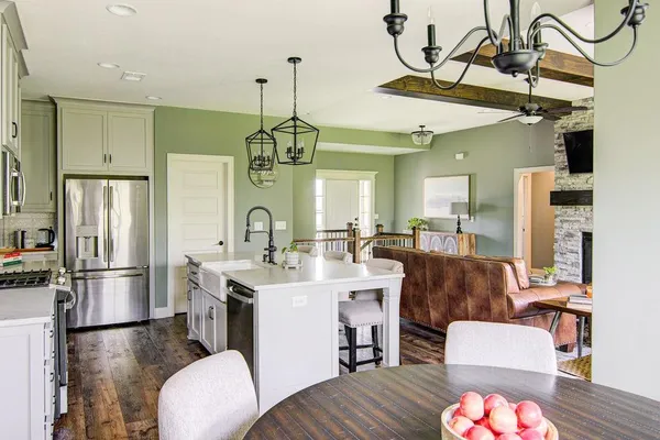 $555,000 | 21207 West 190th Terrace, Spring Hill, KS 66083