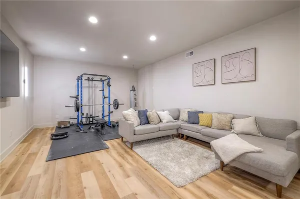 $2,700,000 | 55 Hever Knoll, Loch Lloyd, MO 64012