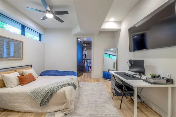 $2,700,000 | 55 Hever Knoll, Loch Lloyd, MO 64012