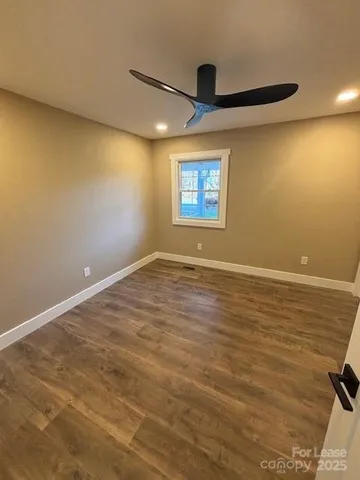 $3,200 | 232 Cedar Creek Drive, Hendersonville, NC 28792