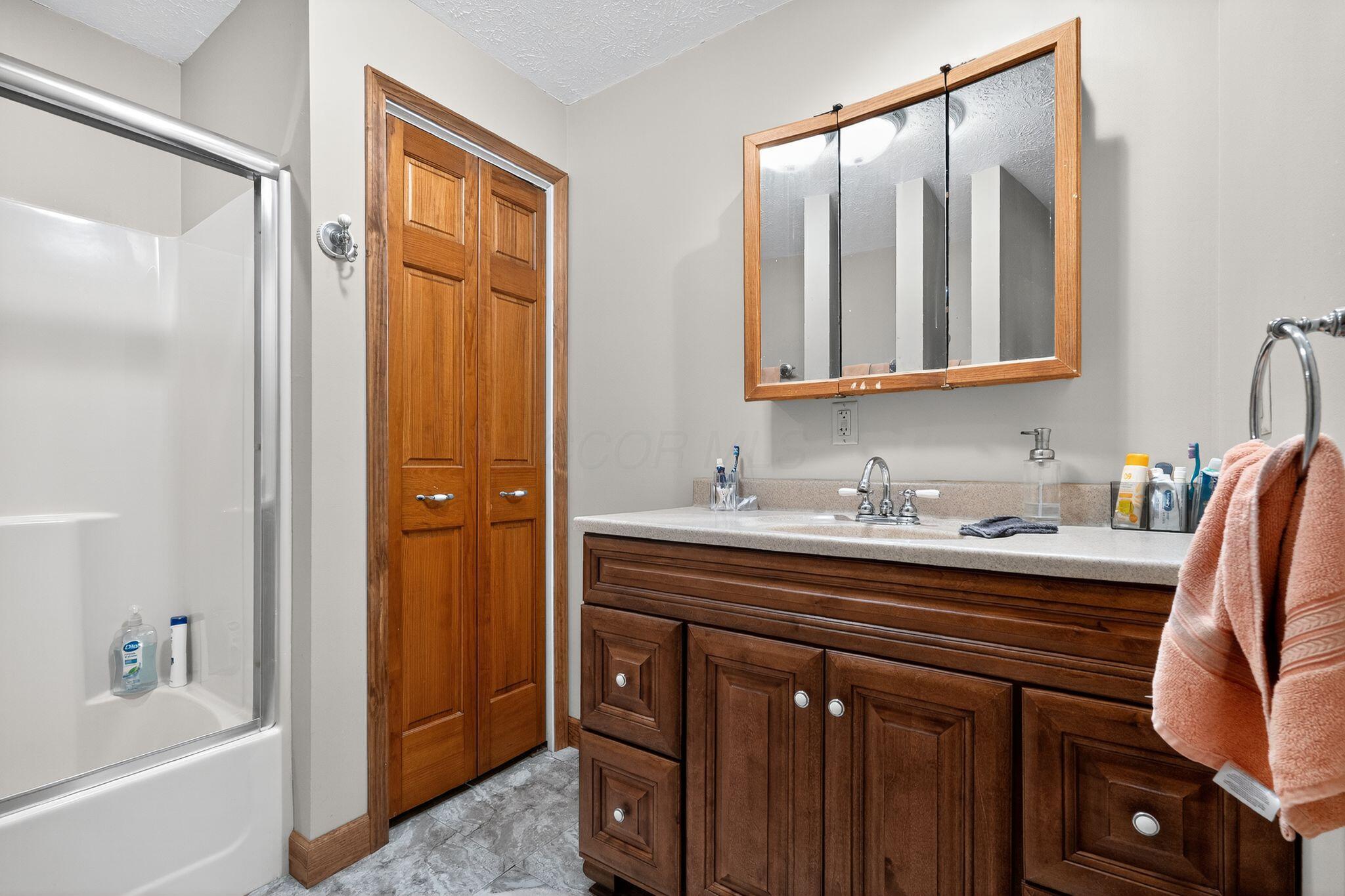 6995 Ransbottom Road Roseville, OH 43777 - Photo 29 of 38 31_6995_Ransbottom_Rd_Roseville_OH_43777