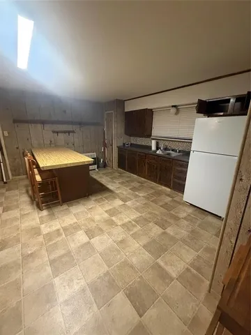 en empty room with windows