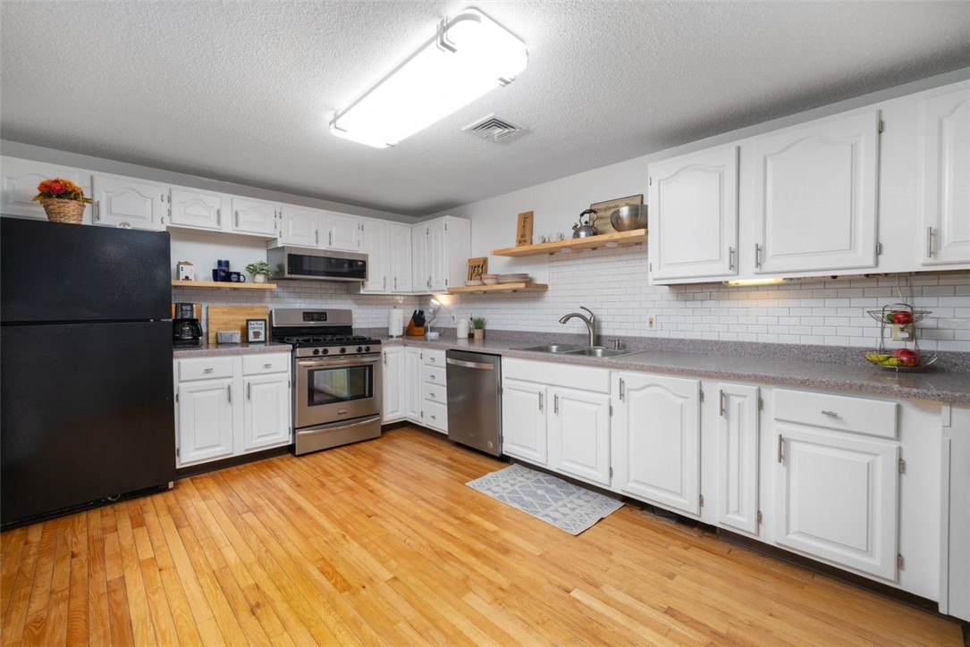 5390 Post Road, Unit 9 East Greenwich, RI 02818 - Photo 12 of 50