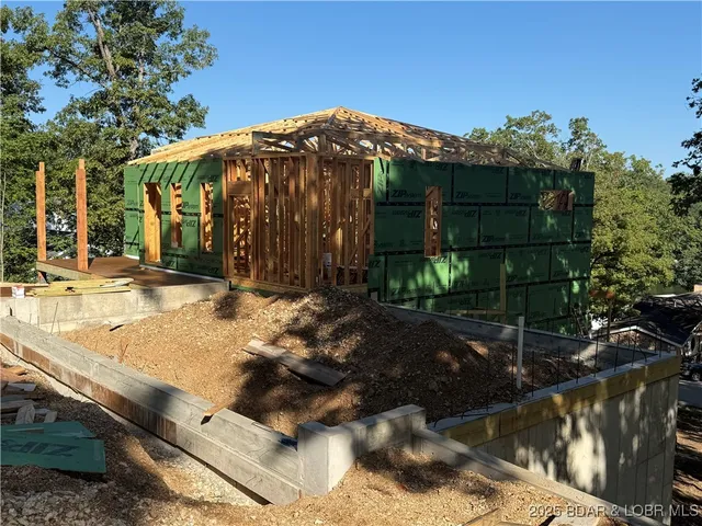 $775,000 | 20 A Tall Oaks Lane, Linn Creek, MO 65052