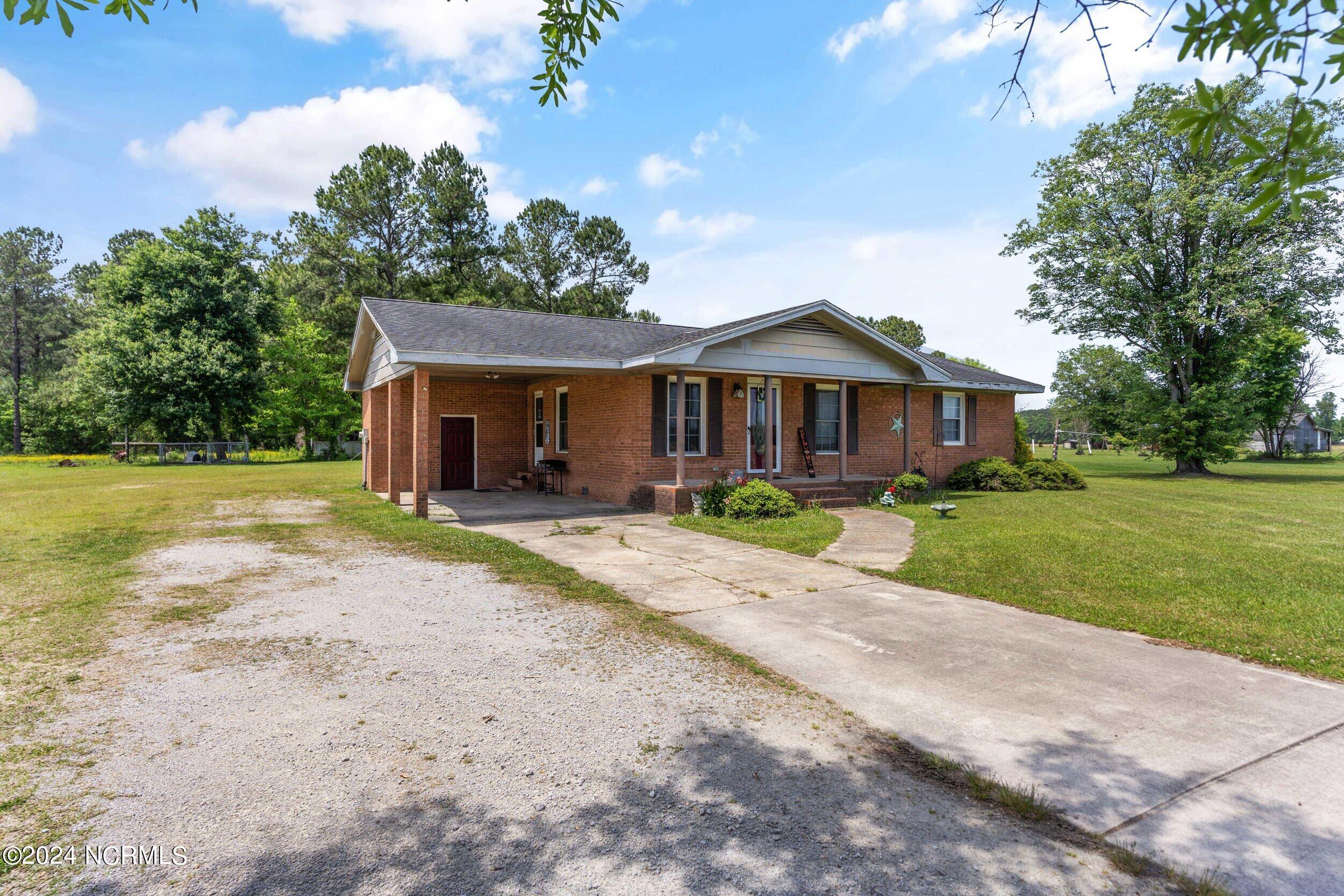 4786 Old Stake Road Chadbourn, NC 28431 - Photo 2 of 26 4786oldstakeholdrd00002