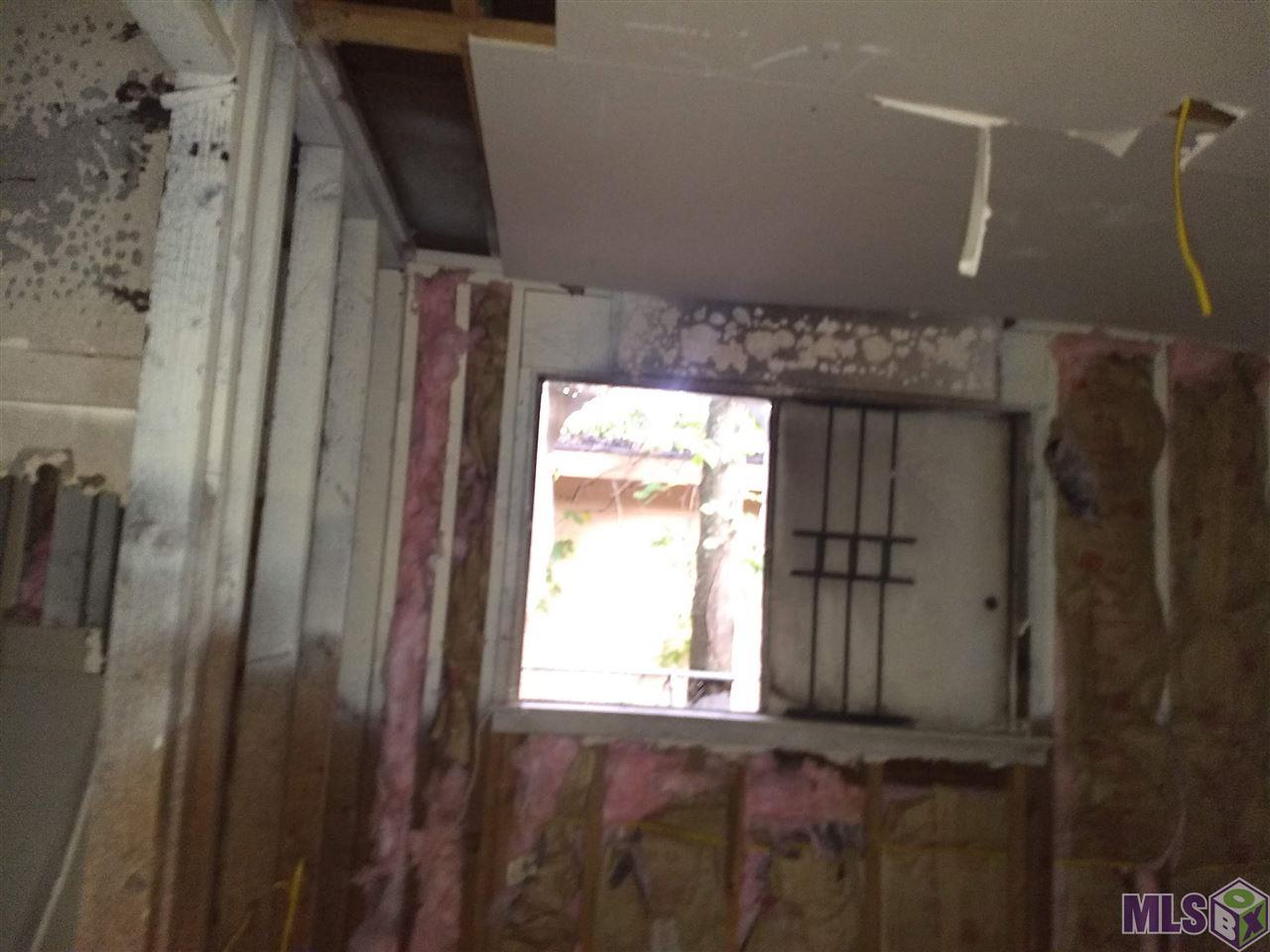 6326 Flag Street Baton Rouge, LA 70812 - Photo 8 of 9 Gallery Image 8