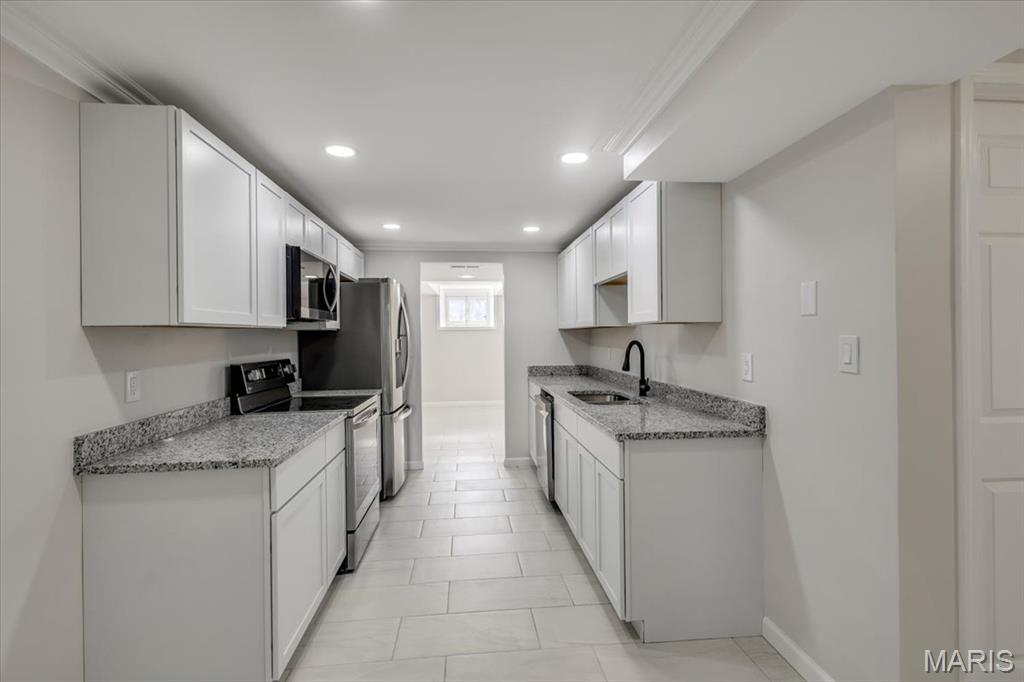 4561 Laclede Avenue, Unit 4FE St. Louis, MO 63108 - Photo 22 of 49