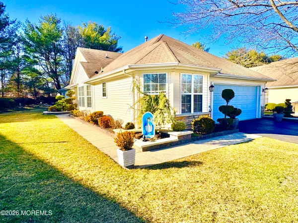 $799,000 | 16 Round Valley Court, Lakewood, NJ 08701