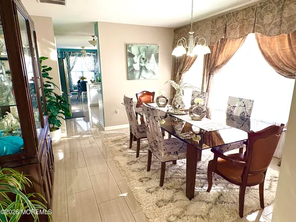 $799,000 | 16 Round Valley Court, Lakewood, NJ 08701