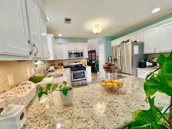 $699,000 | 16 Round Valley Court, Lakewood, NJ 08701