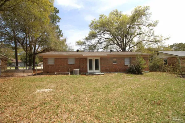 $1,695 | 7177 Schwab Drive, Pensacola, FL 32504