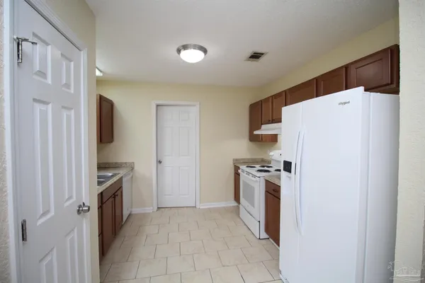 $1,695 | 7177 Schwab Drive, Pensacola, FL 32504