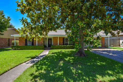 $575,000 | 9777 Larston Street, Houston, TX 77055