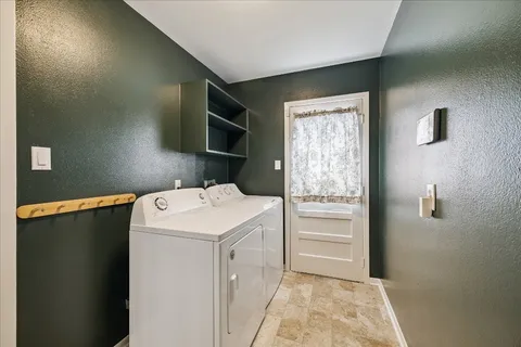 $575,000 | 9777 Larston Street, Houston, TX 77055