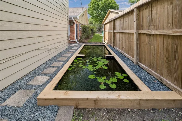 $575,000 | 9777 Larston Street, Houston, TX 77055