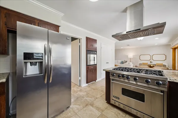 $575,000 | 9777 Larston Street, Houston, TX 77055