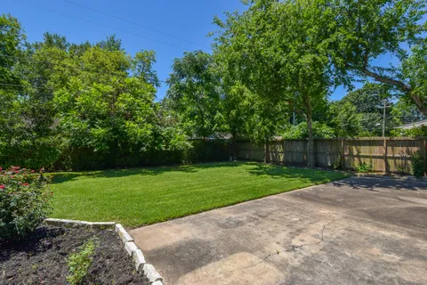 $575,000 | 9777 Larston Street, Houston, TX 77055
