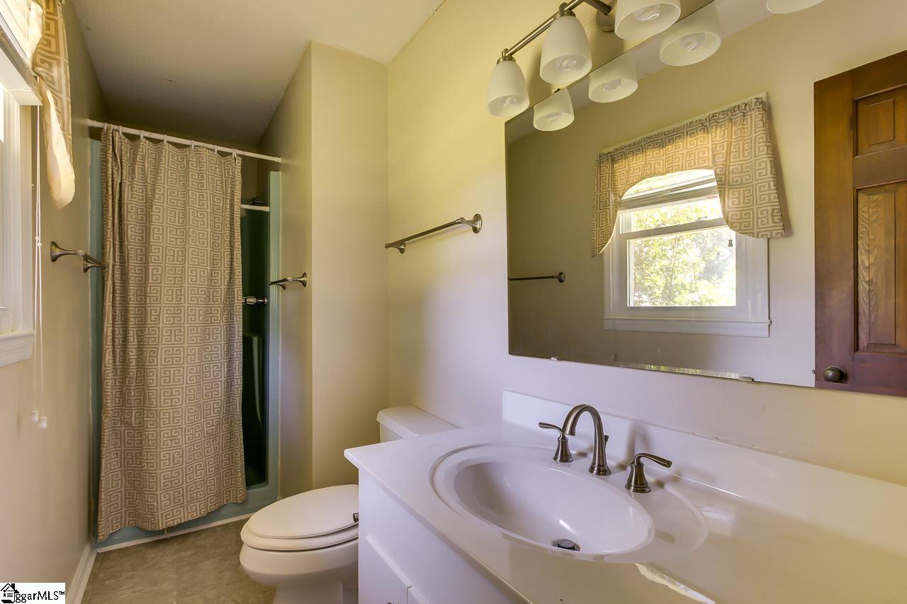 4223 Jordan Road Greer, SC 29651 - Photo 15 of 25