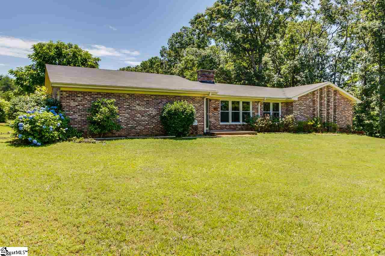 4223 Jordan Road Greer, SC 29651 - Photo 3 of 25