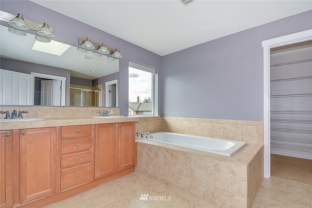 21631 43rd Drive Southeast Bothell, WA 98021 - Photo 15 of 23
