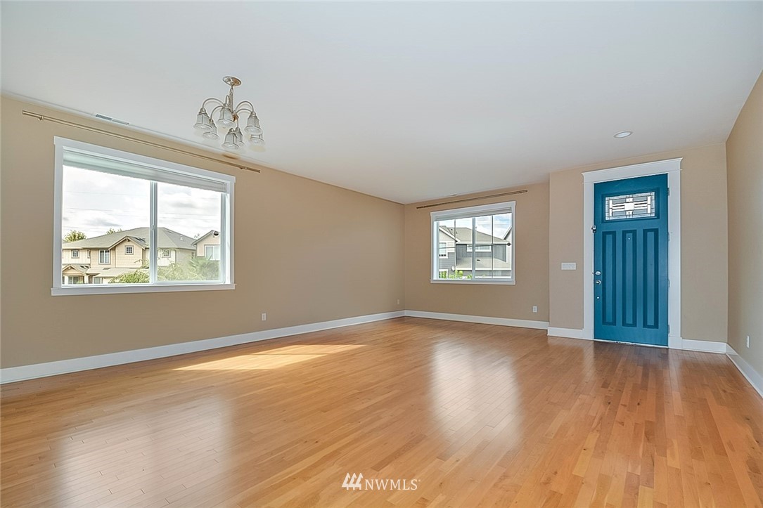 21631 43rd Drive Southeast Bothell, WA 98021 - Photo 3 of 23