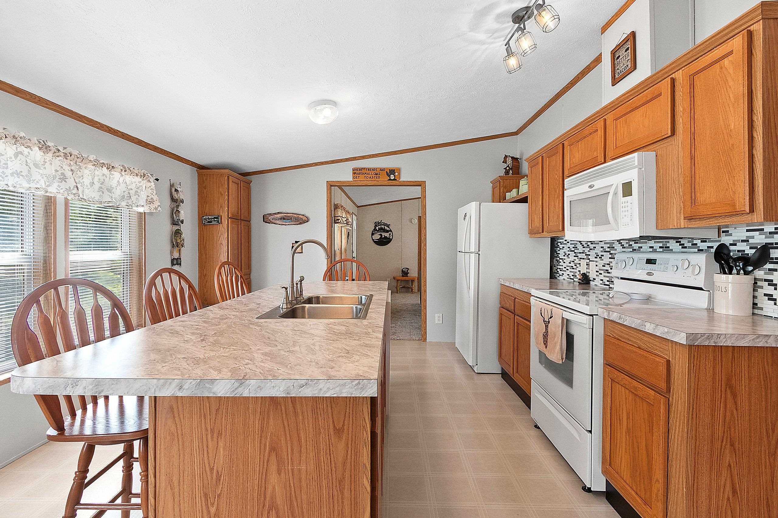 N9679 Nesters Road Crivitz, WI 54114 - Photo 12 of 41