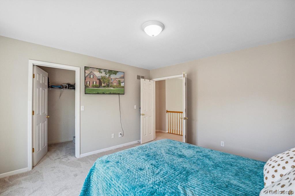6469 Kennesaw Road Canton, MI 48187 - Photo 32 of 70