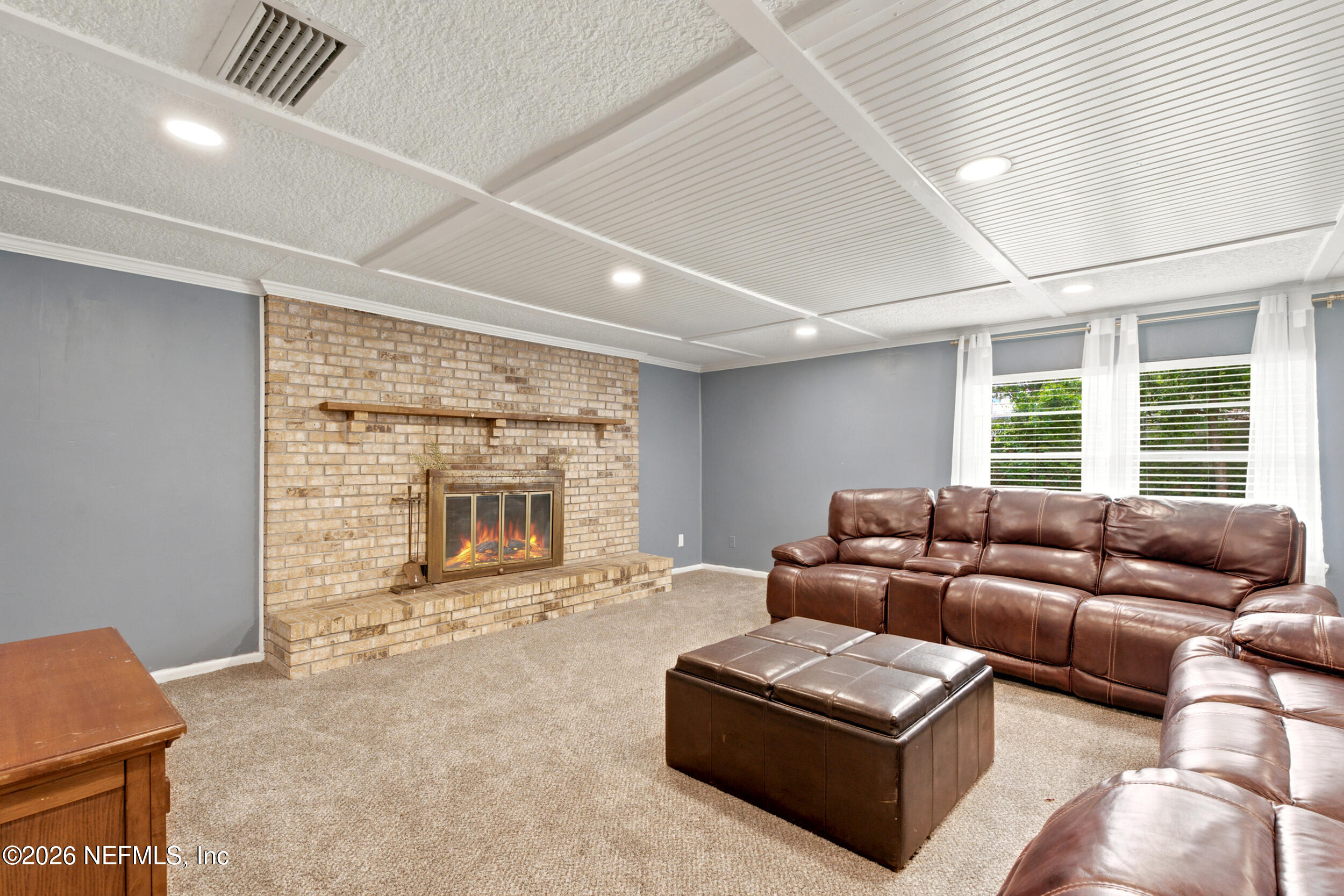 5032 Foxboro Road Jacksonville, FL 32208 - Photo 6 of 38 FAMILY ROOM