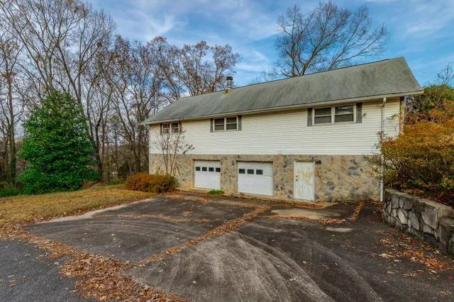 $375,000 | 4851 Hillsdale Circle, Chattanooga, TN 37416