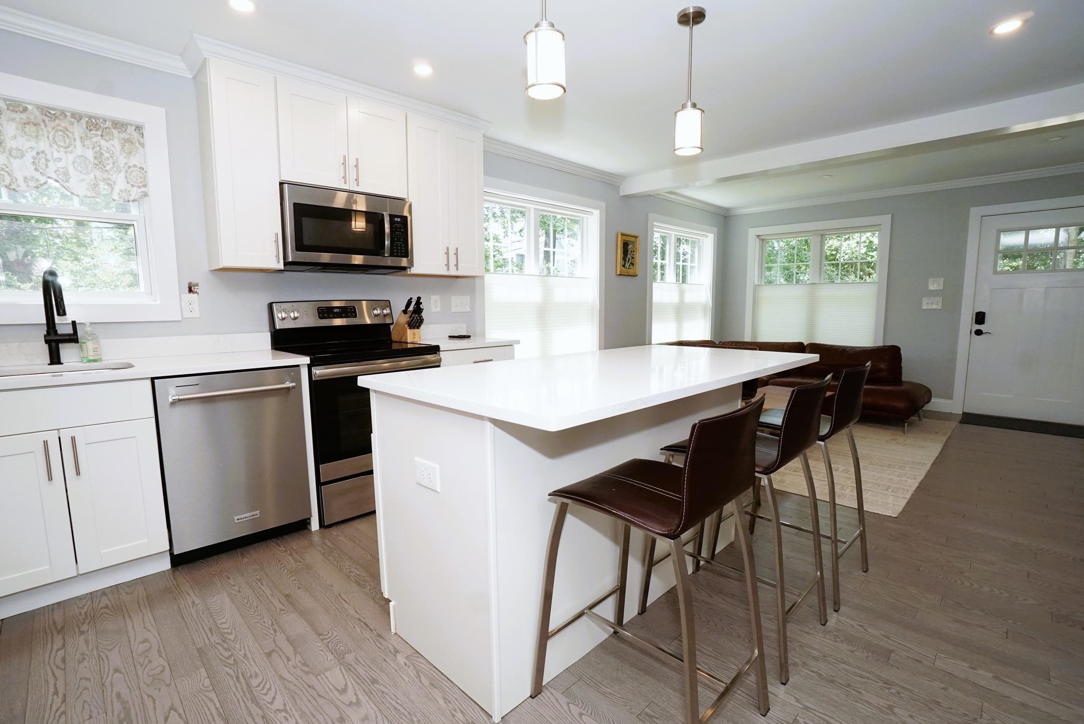 12 Grove Street Windham, NH 03087 - Photo 4 of 47