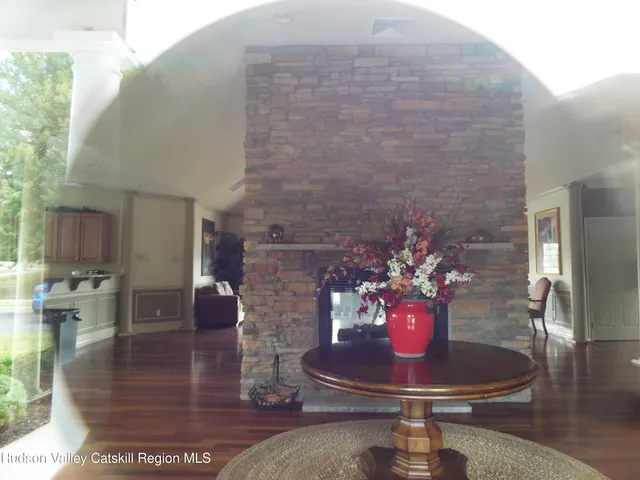 $289,000 | 510 Commons Saugerties Ny 12477, Saugerties, NY 12477